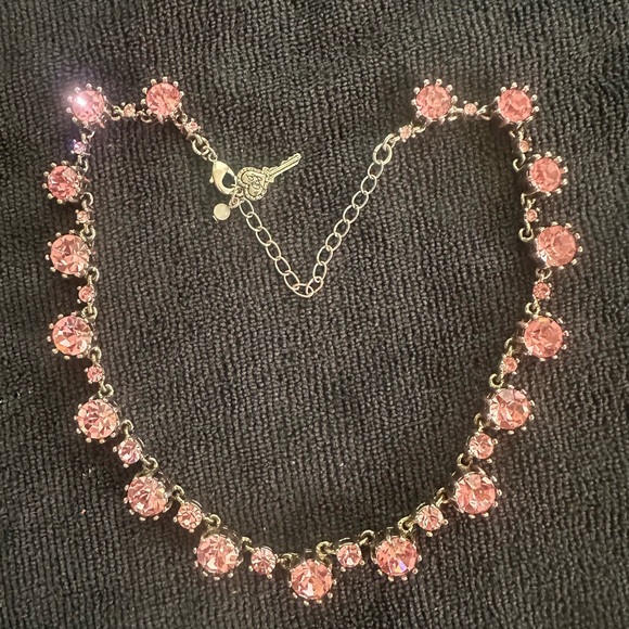 Betsey Johnson Pink Crystal Bows Jewel Gold Cupcake Stone Necklace - Picture 2 of 6